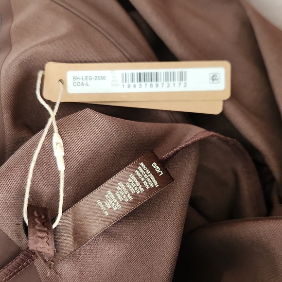 SKIMS Brown Shapewear Leggings - Picture 2 of 4